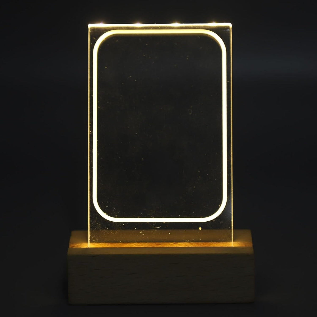 Belro Polaroid picture frames for instant photos, featuring sleek electronic design and easy-to-use photo display.
