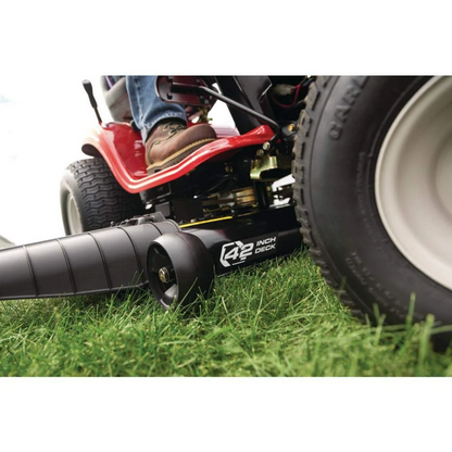 Casavibeo Troy Bilt Bronco 42-inch 19 HP Briggs & Stratton riding lawn tractor with automatic drive and gas engine.