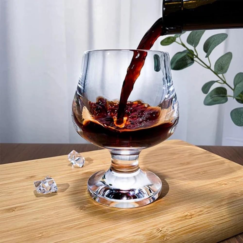 Belro cocktail glass with a sleek design, perfect for serving drinks in elegant barware accessories.