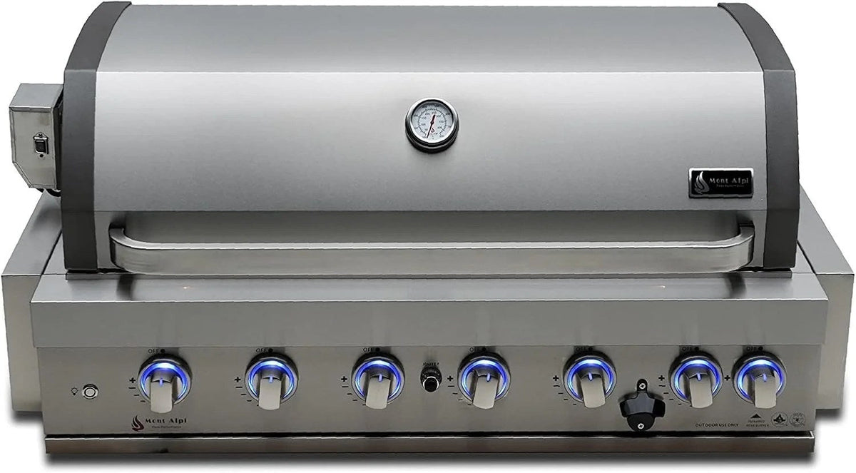 Casavibeo Mont Alpi 805 built-in gas grill with stainless steel burners, cooking grates, and control knobs in a modern outdoor kitchen setting