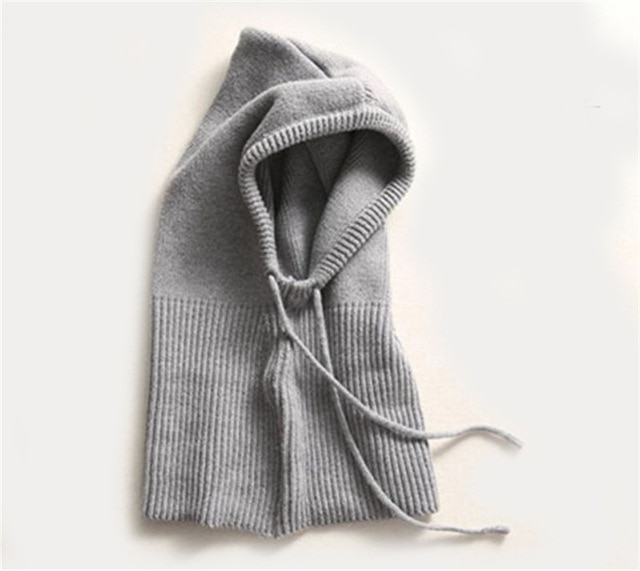 NordisHome luxury cashmere winter hat, soft and cozy beanie with a knitted design for warmth and stylish cold weather wear.
