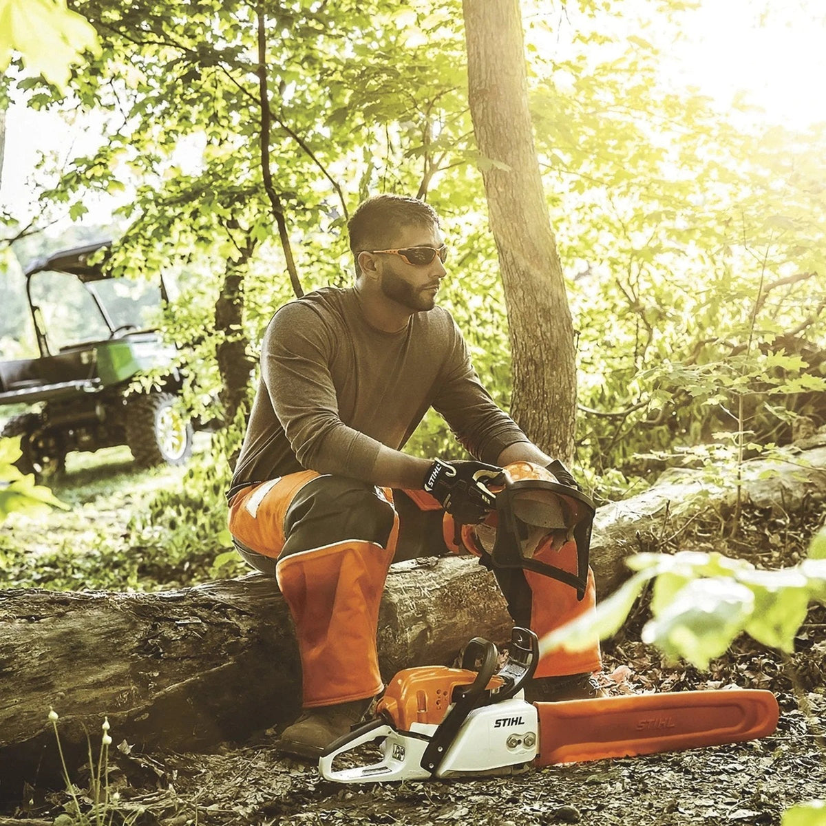Stihl gas-powered chainsaw with 20-inch bar, 55.5cc engine, chain pitch 0.325 inches, model MS 291 20, Casavibeo brand.