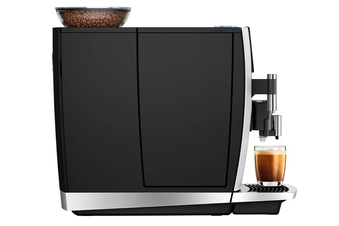Casavibeo Jura GIGA 6 automatic coffee machine with sleek design, multiple coffee spouts, and digital control panel.