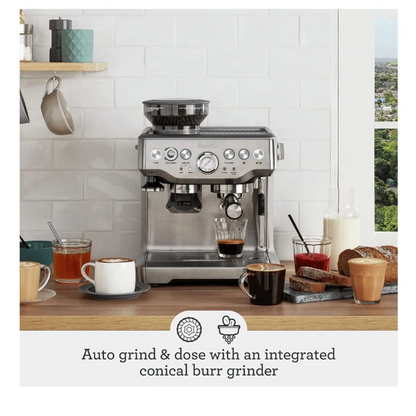 Casavibeo Breville Barista Express espresso machine in brushed stainless steel, with built-in grinder and control panel.