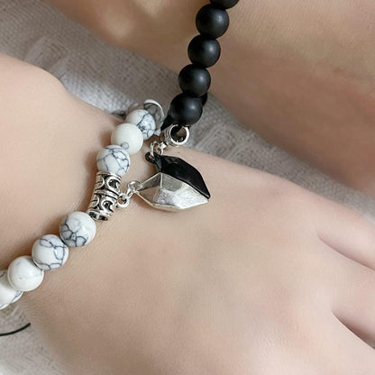 Belro Valentine's magnetic heart couple's necklace and bracelet gift set with matching jewelry for couples, featuring romantic heart designs.