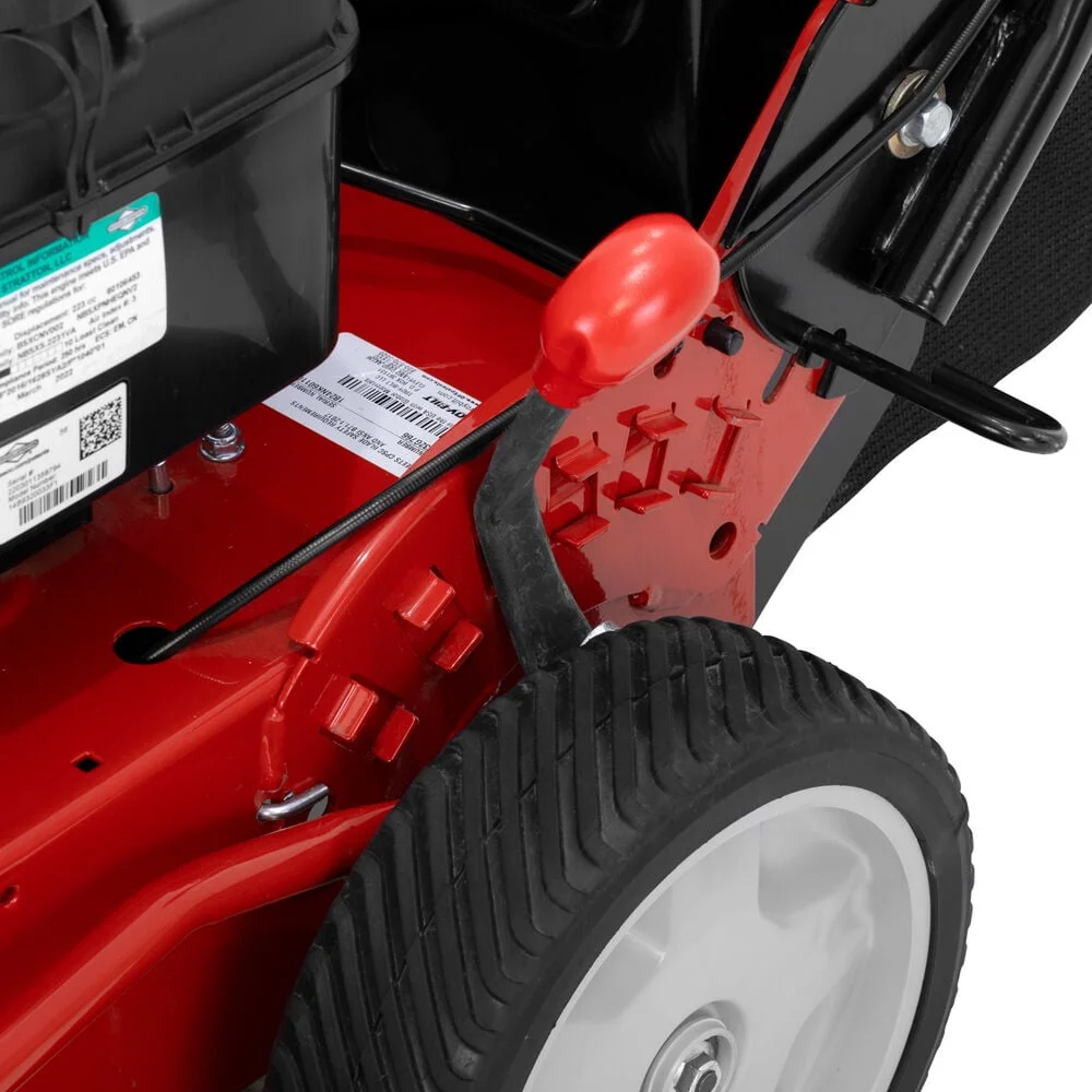 Casavibeo Troy-Bilt 3-in-1 self-propelled gas lawn mower with 195cc engine, rear-wheel drive, and adjustable cutting height