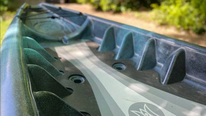 Casavibeo Perceptions Hangtime 11.0 recreational kayak on water, featuring a sleek design and comfortable seating for paddling adventures.
