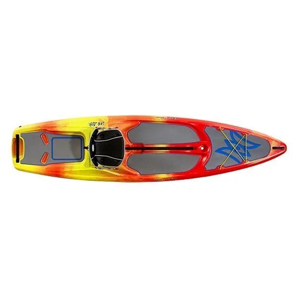 Casavibeo Perception Hi Life 11 kayak shown on water, featuring its sleek design and seating area, ready for outdoor adventure.