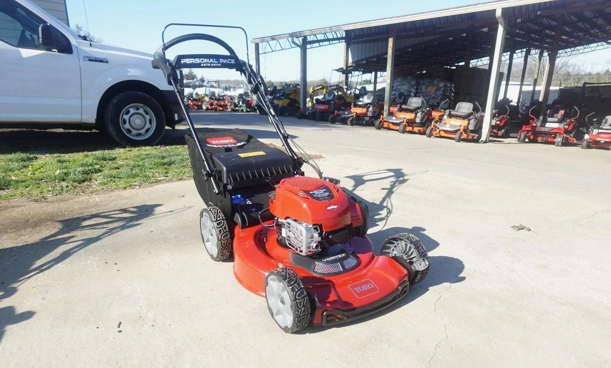 Casavibeo Toro 22-inch Recycler SmartStow electric lawn mower with grass bag and adjustable cutting height