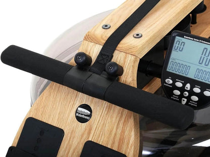 Casavibeo WaterRower Oak rowing machine with S4 monitor, featuring a wooden frame and adjustable resistance for indoor rowing workouts.