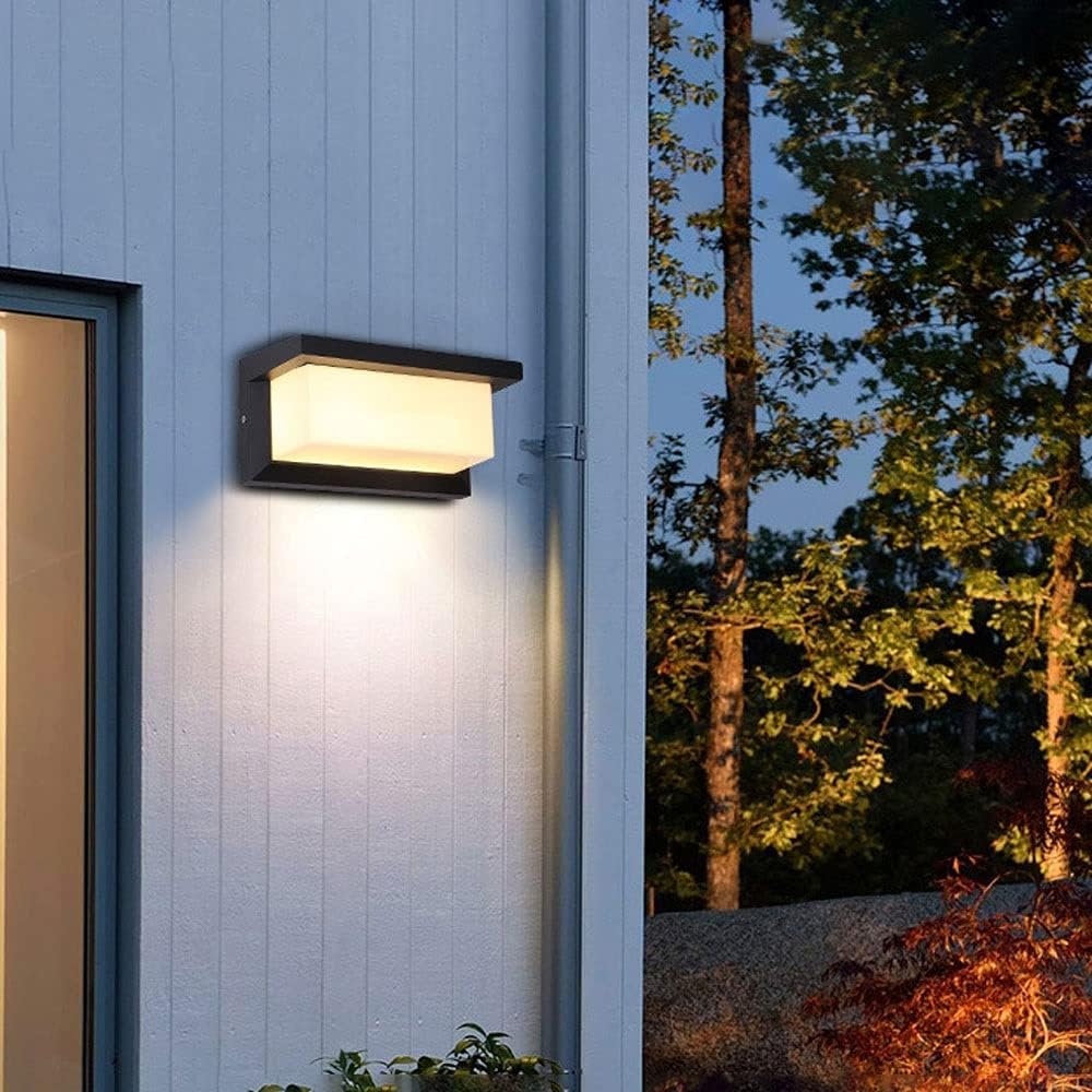 Mivoza outdoor LED wall light with motion sensor, 20W, weatherproof garden wall lighting fixture mounted on exterior wall.