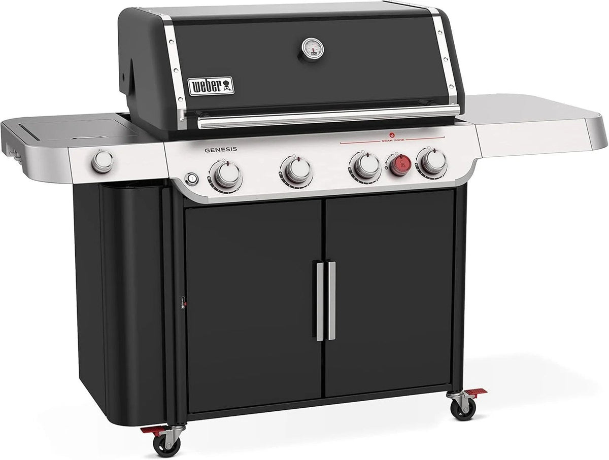 Casavibeo Weber Genesis E-435 gas grill with four burners, stainless steel lid, side shelves, and control knobs.