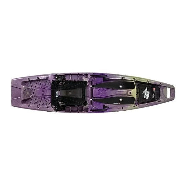 Casavibeo Perception Outlaw 11.5 fishing kayak on water, featuring seating, storage compartments, and fishing accessories.