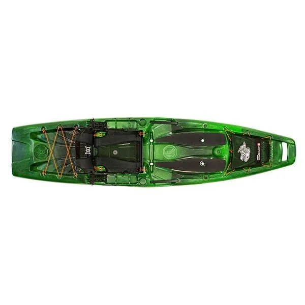 Casavibeo Perception Outlaw 11.5 fishing kayak on water, showing its sleek design and stability features for anglers.