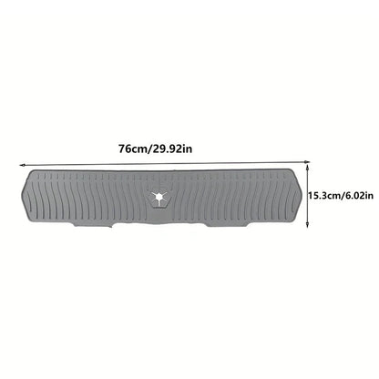 Gray 76cm Belro silicone kitchen sink splash guard preventing water splashes and spills during dishwashing or cleaning.