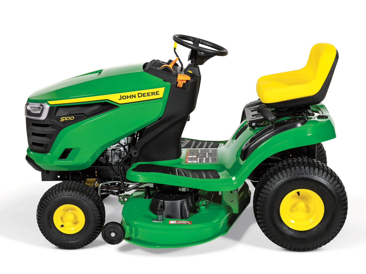 Casavibeo John Deere S100 riding lawn tractor with 42-inch deck and 17.5 HP hydrostatic transmission, shown in a yard setting
