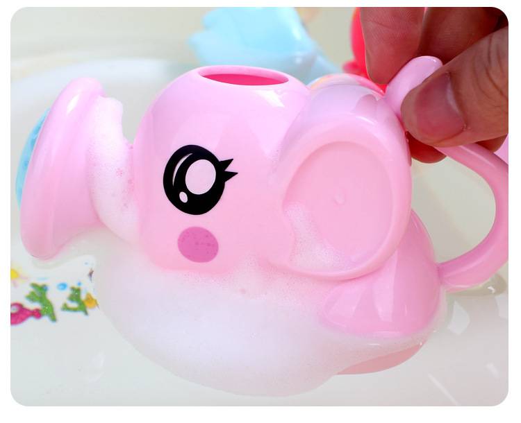 Colorful Belro Baby & Kids bath toys set featuring floating rubber toys and squeaky animals for bath time fun.