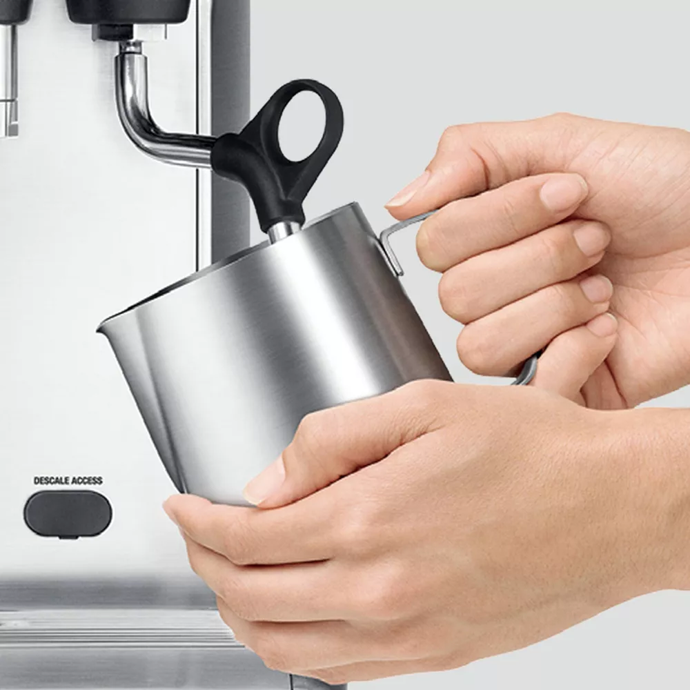 Casavibeo Breville stainless steel Barista Express espresso machine with milk frother and grinder, silver finish, 15-bar pressure system