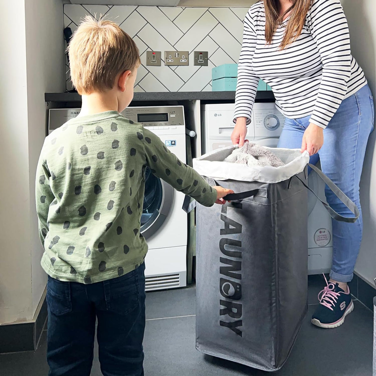 Belro 75L collapsible laundry basket with wheels, large fabric storage bin for laundry and organization in home and garden.