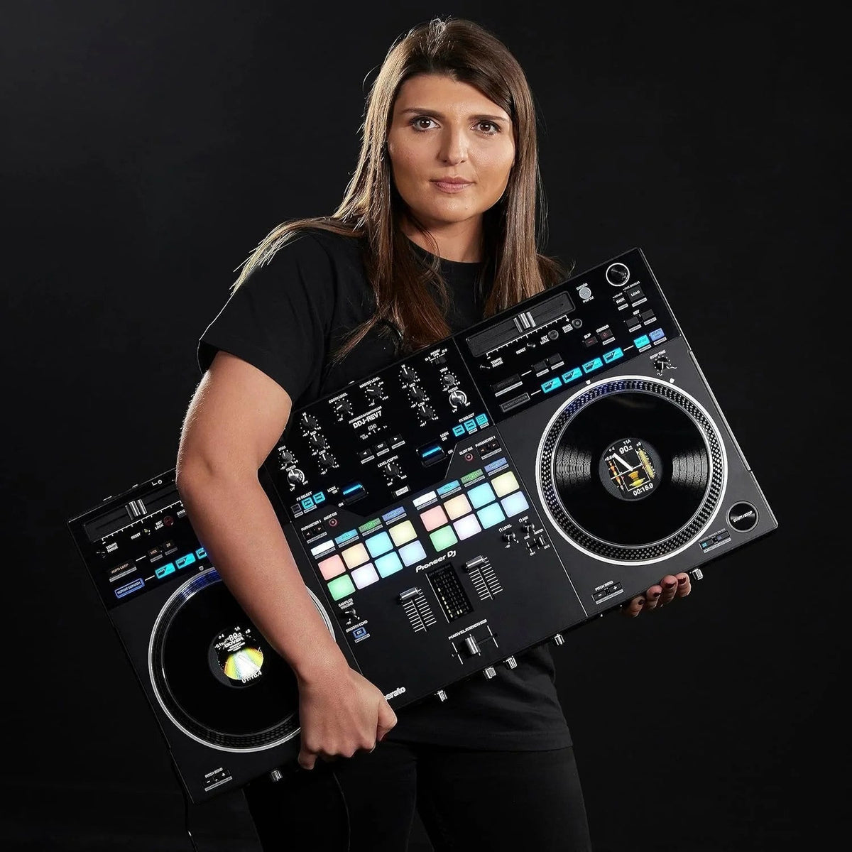 Casavibeo Pioneer DJ DDJ-REV7 DJ Controller with jog wheels, mixer controls, and performance pads on a sleek black surface.