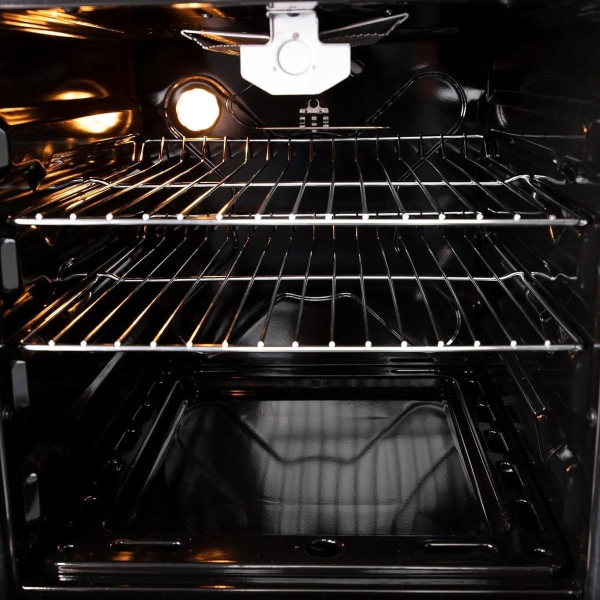 Casavibeo Avanti GR2013CSS 20-inch freestanding gas range with four burners and oven, black finish, and control knobs.