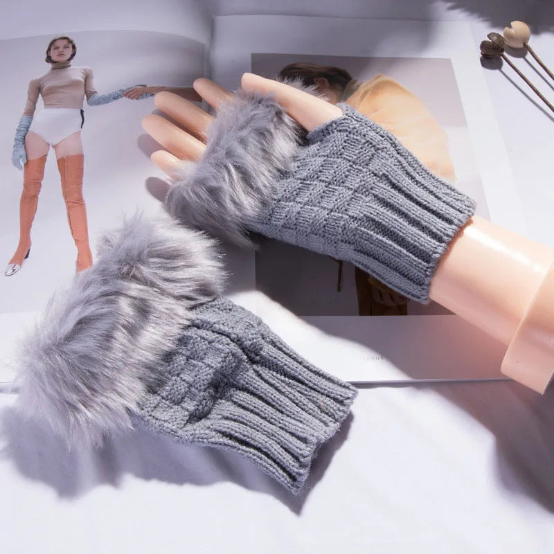 Belro faux fur fingerless winter gloves with hand warmer feature, soft and warm clothing accessory for cold weather.