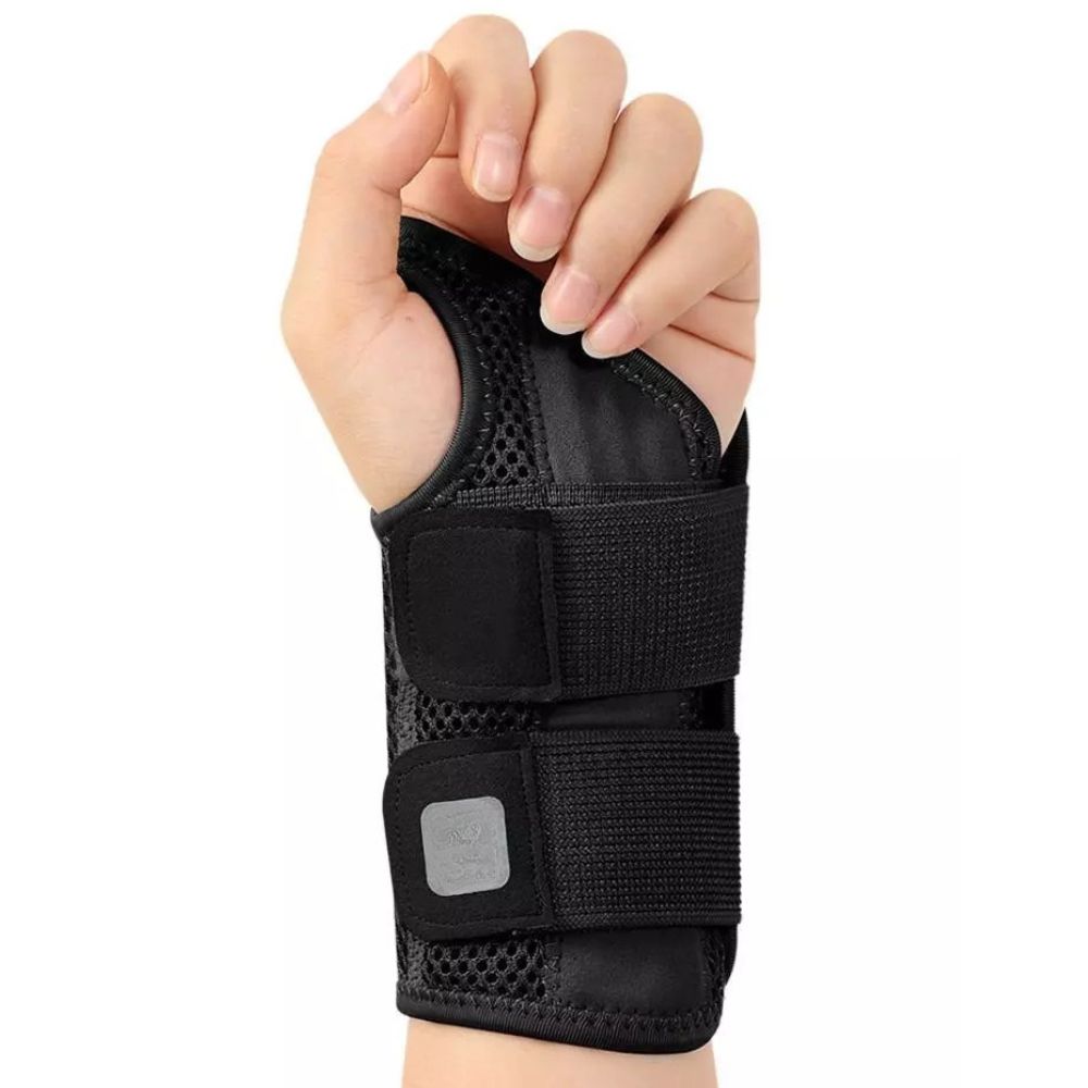 Belro flexible thumb support wrist splint designed to stabilize and support the thumb and wrist for sprain relief.