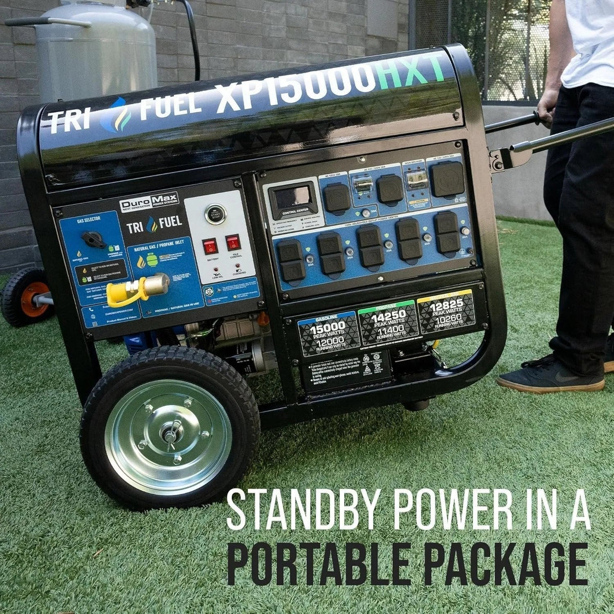 Casavibeo DuroMax 15,000-Watt tri-fuel portable generator with control panel and large fuel tank for outdoor power needs