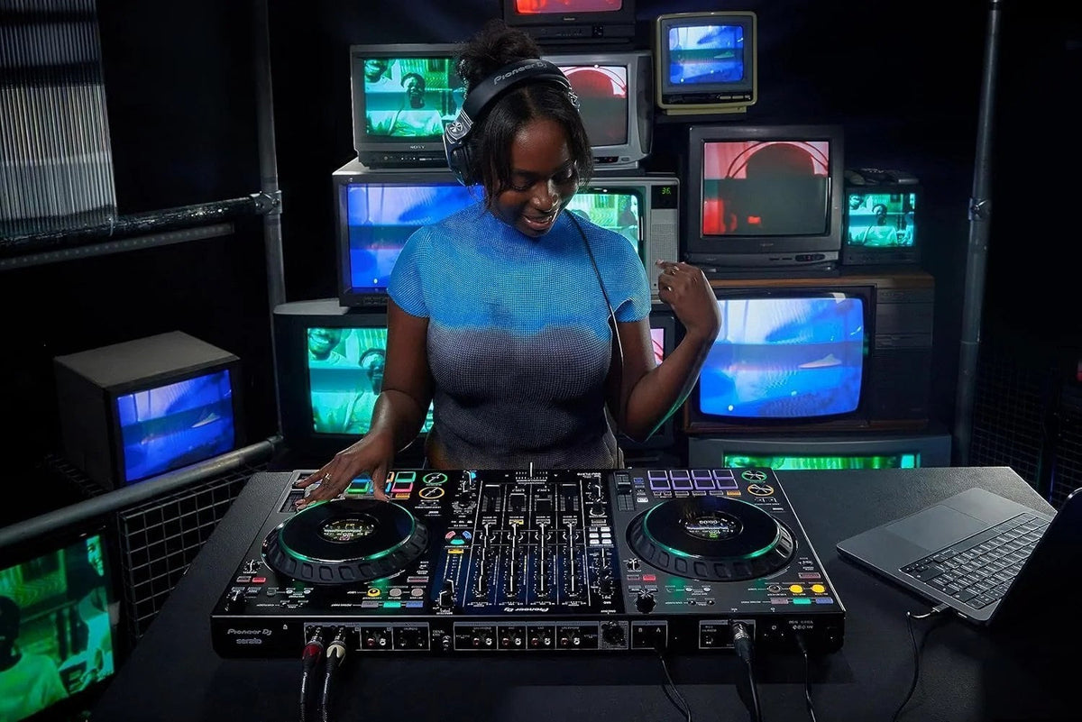 Pioneer DJ DDJ-FLX10 4-channel DJ controller with jog wheels, control knobs, and performance pads for professional DJ mixing