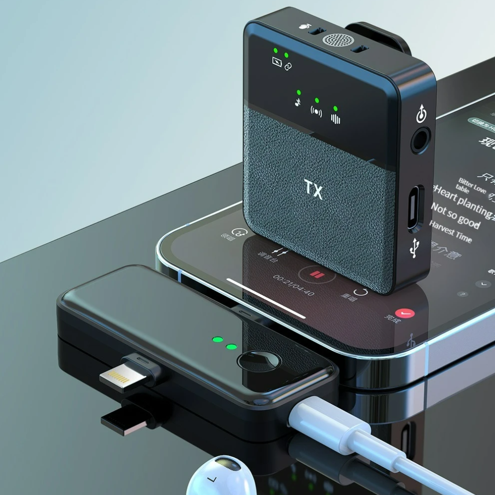 Belro wireless Bluetooth lavalier lapel microphone clipped to clothing for clear audio recording and hands-free communication.