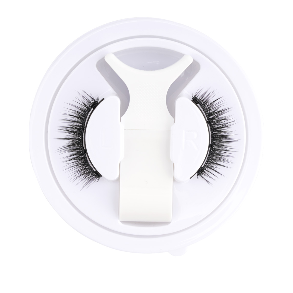 Belro reusable magnetic eyelash and tweezer set with no glue, featuring sleek black magnetic lashes and precision tweezer for easy application.