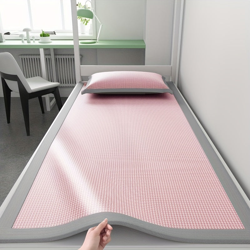 Cooling mattress pad set with ice silk fiber, breathable and washable, fits 180x200 size for summer comfort.
