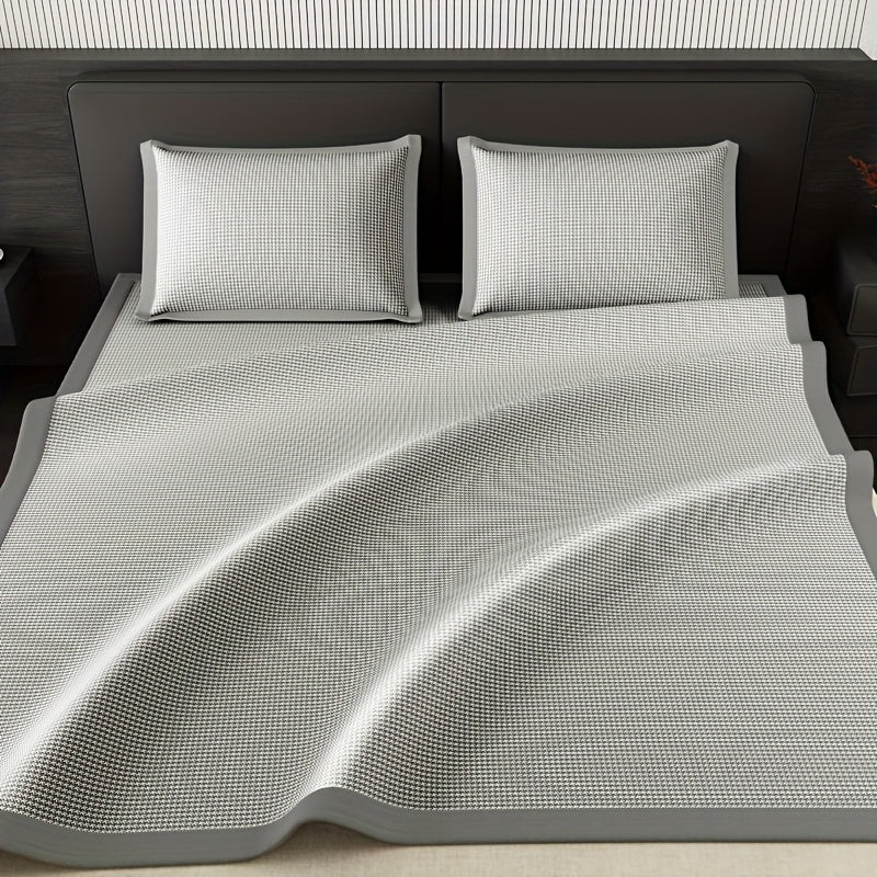 Cooling mattress pad set by Mivoza featuring ice silk fiber, breathable, washable, for summer comfort, in 180x200 size.