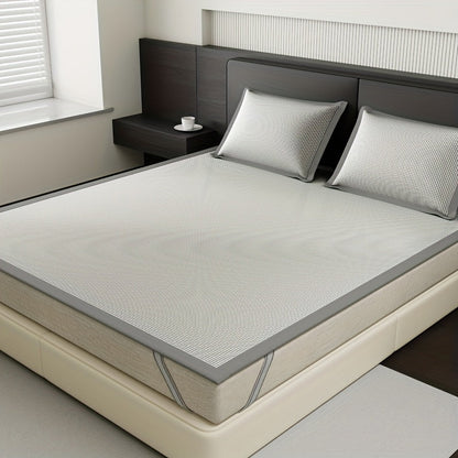 Cooling mattress pad set by Mivoza with ice silk fiber, breathable and machine washable, fits 180x200 beds for summer comfort