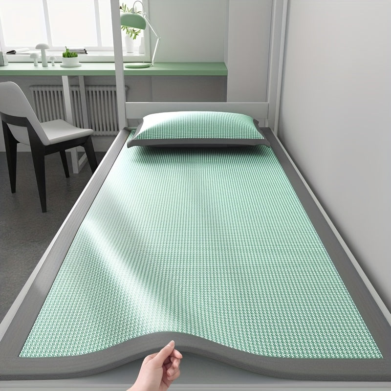 Cooling mattress pad set with ice silk fiber, breathable and machine washable, fits 180x200 bedroom bedding by Mivoza.