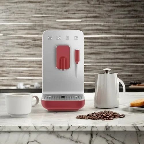 Casavibeo SMEG fully automatic coffee machine with steam wand, sleek design and brewing controls for espresso and coffee.