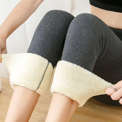 Belro women's fleece winter leggings showing soft, warm fabric and snug fit for cold weather comfort.