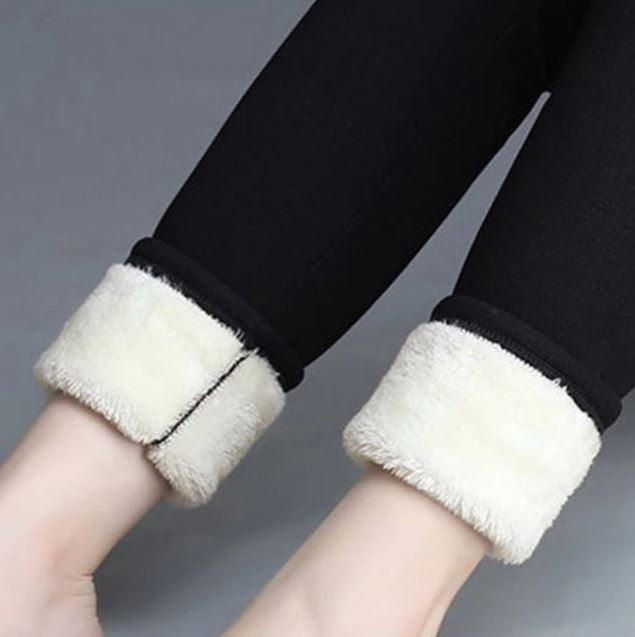 Belro women's fleece winter leggings, cozy and warm, featuring soft fleece lining and a fitted stretchy design.