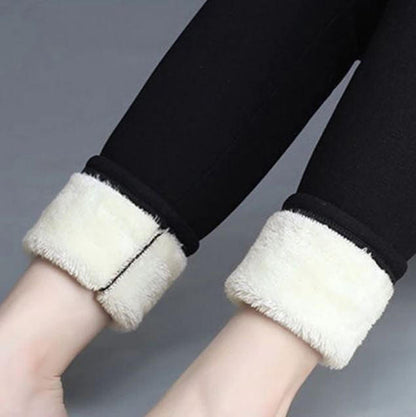 Belro women's fleece winter leggings, cozy and warm, featuring soft fleece lining and a fitted stretchy design.