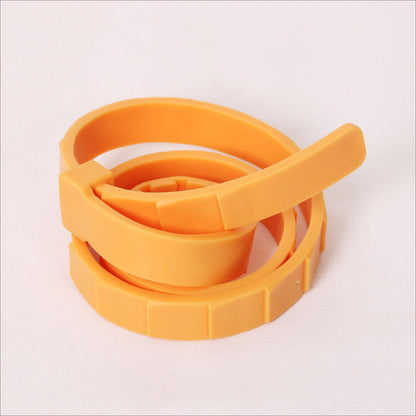 Belro tick and flea protection collar for pets, showing the collar with adjustable strap and protective tag.