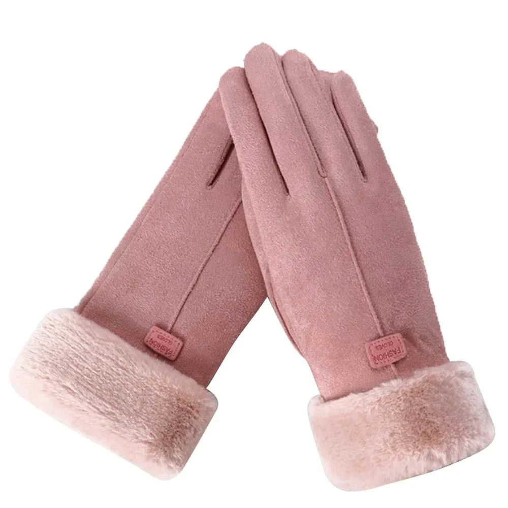 BowLift waterproof winter gloves with touchscreen compatibility, fleece lining, and three adjustable heated levels for cold weather warmth.