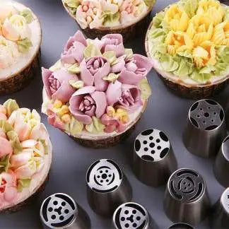 Mivoza flower piping nozzle set with 12 tips for cake decorating, reusable stainless steel tips for effortless cake decoration.