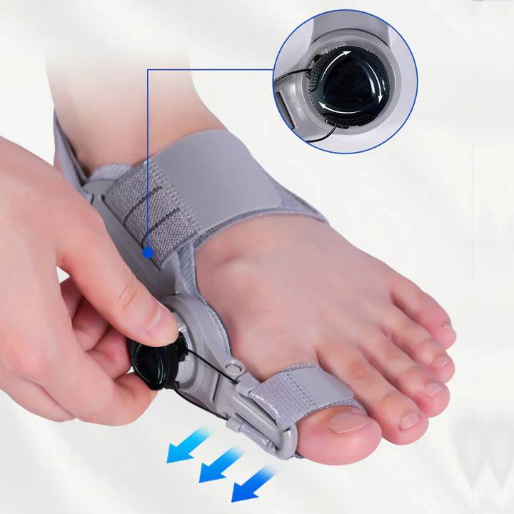 Belro Natural Bunions Corrector Toe Spacer showing a clear view of the silicone toe separator for bunion relief.