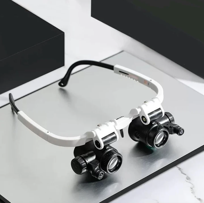 Belro HD magnifying glasses with LED lights providing clear vision and comfort for detailed viewing.