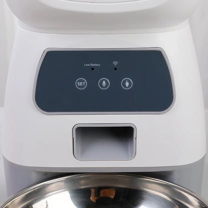 Belro smart automatic pet feeder for dogs and cats, featuring digital controls and food dispensing tray.