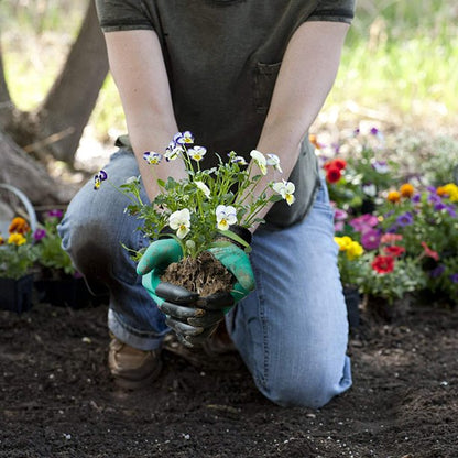 Belro Genius gardening gloves with built-in claws for planting and digging in outdoor garden work.