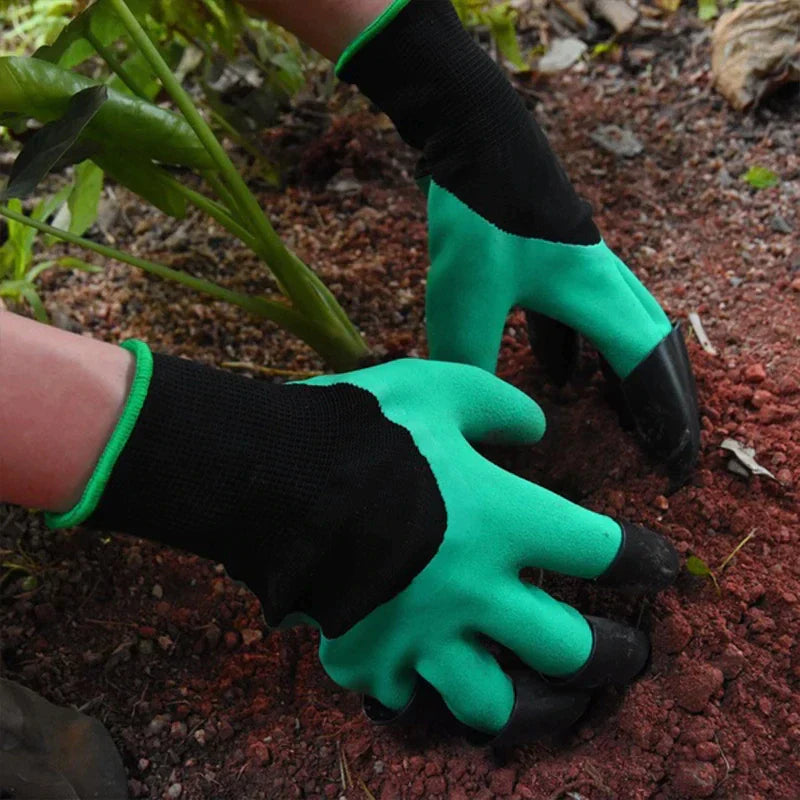 Belro Genius gardening gloves with built-in claws, ideal for outdoor gardening and planting tasks.