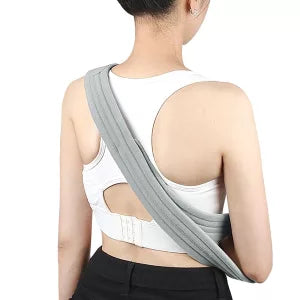 Adjustable Belro arm sling with padded straps, designed for comfortable arm support and injury recovery.