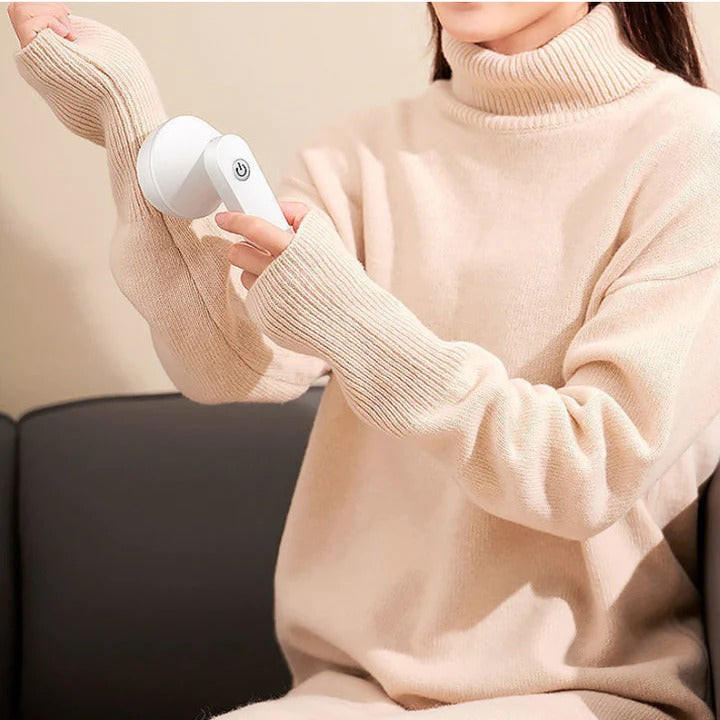 Belro rechargeable anti-pilling razor for home and outdoor use, featuring a compact design for fabric and upholstery maintenance.