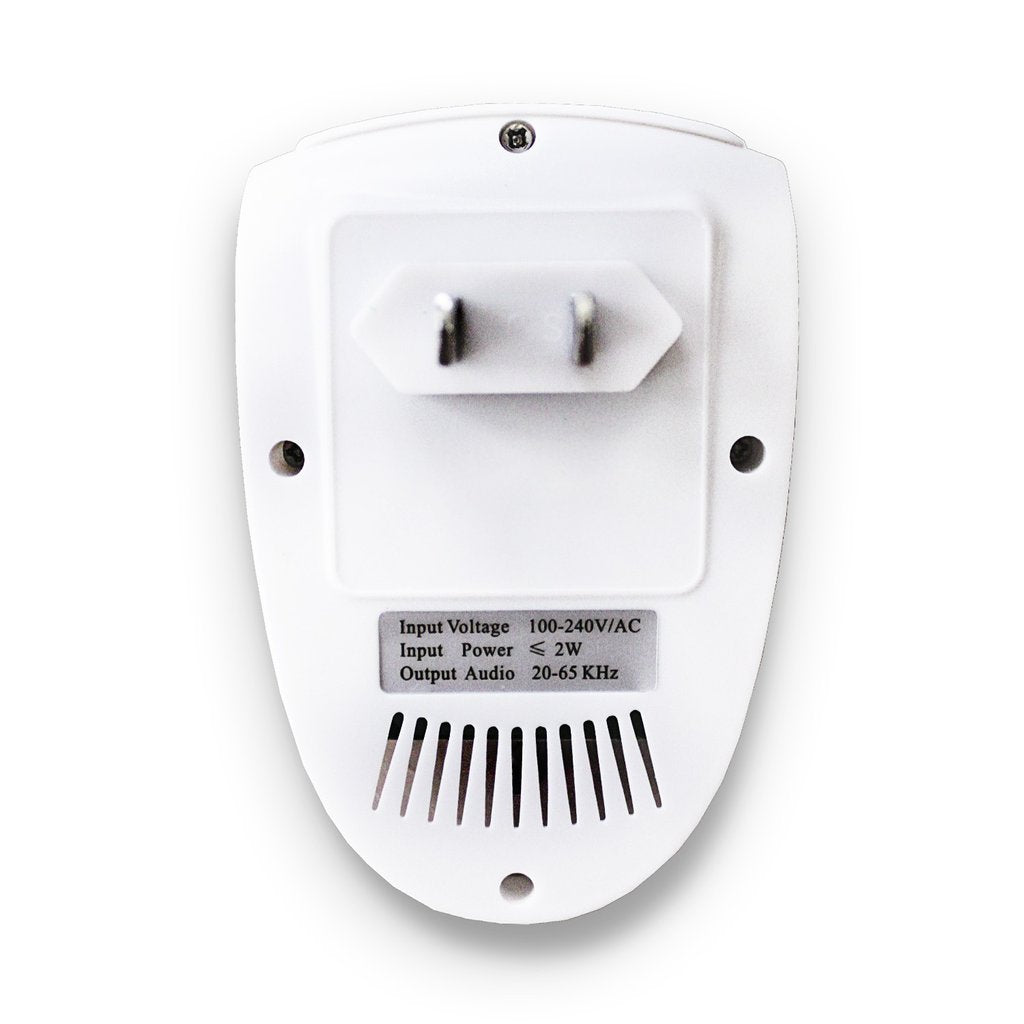 Belro ultrasonic bat repellent device for outdoor pest control in home and garden, designed to deter bats and pests effectively.